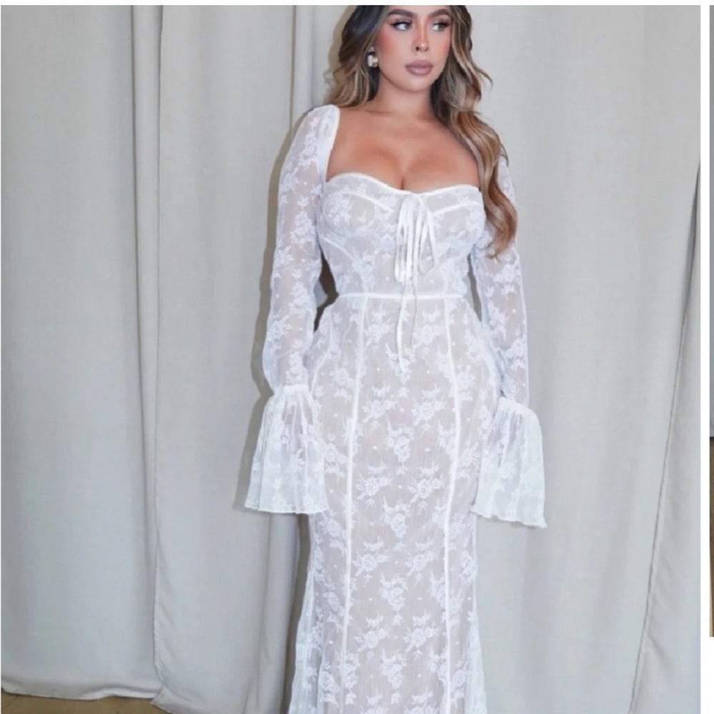 Elegant/Sexy White Lace Maxi Dress